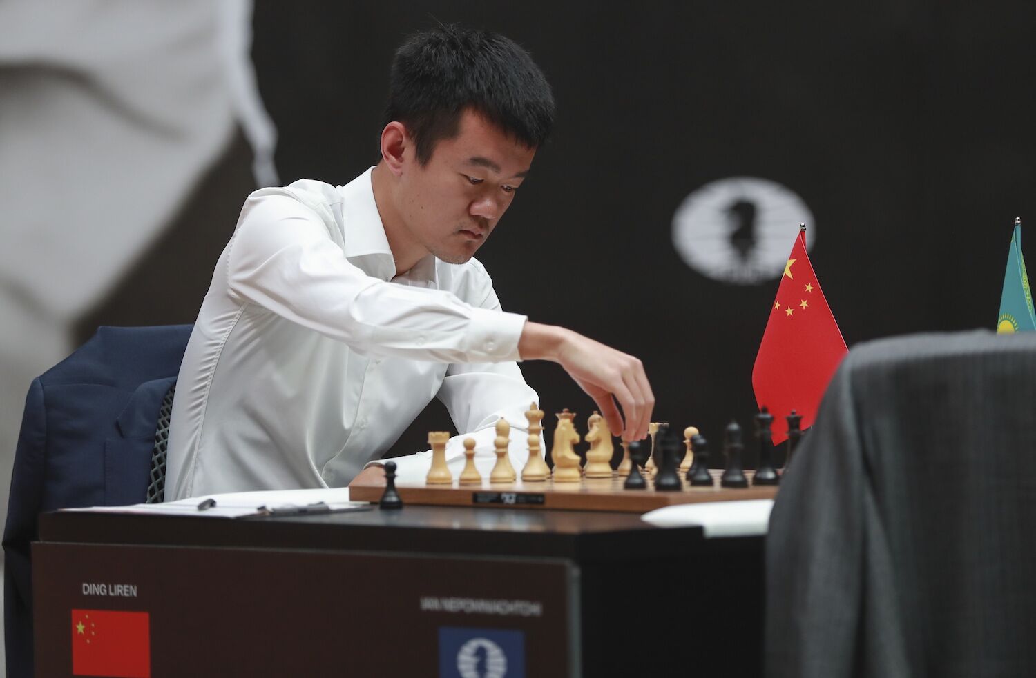 O campeão do mundo de xadrez é pela primeira vez um chinês